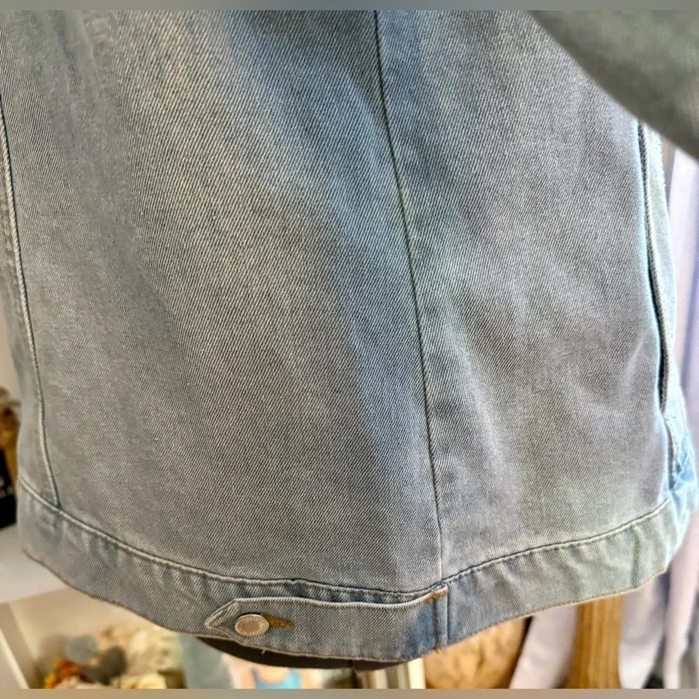 SWEETHEART LA 2X FRINGED BUTTON UP DENIM JACKET IN LIGHT WASH Cowgirl 90’s - Picture 4 of 13
